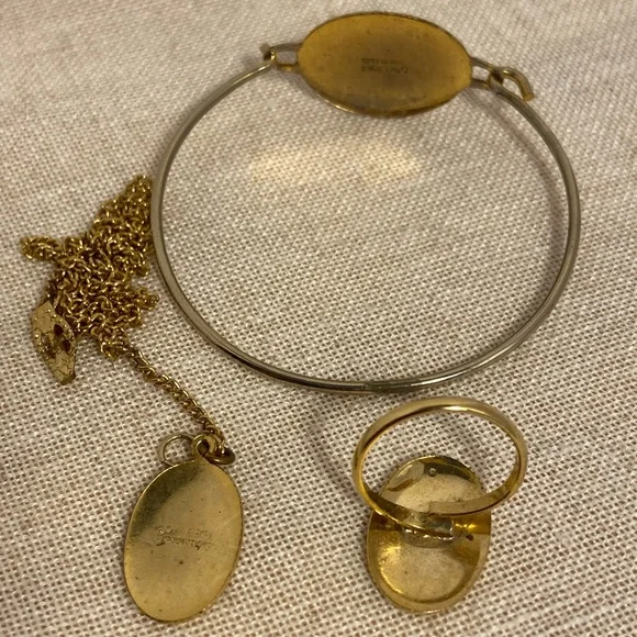 Vintage Disney Mickey Mouse Jewelry Set Gold 1970s ring bracelet necklace 70s - Picture 4 of 16